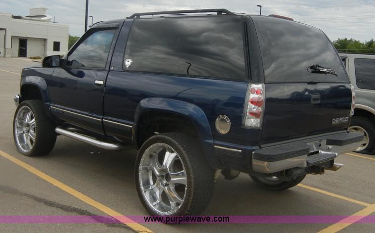 image for item D9722 1996 Chevrolet Tahoe Z71 Off Road SUV