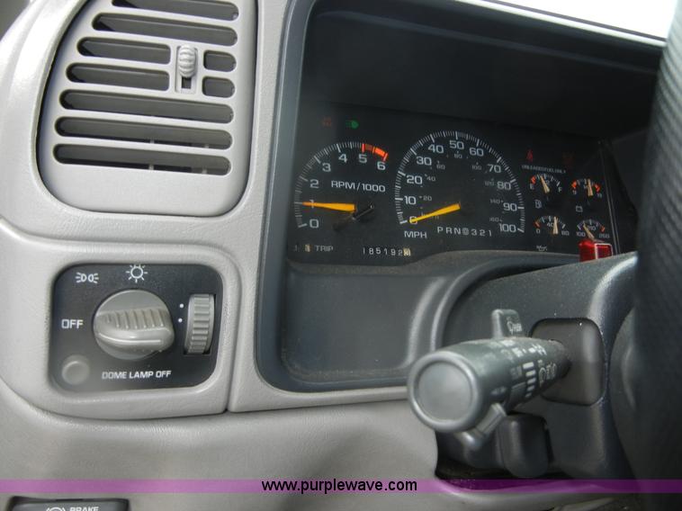 image for item D9722 1996 Chevrolet Tahoe Z71 Off Road SUV