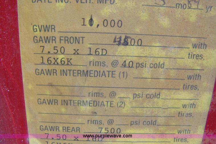 image for item E9272 1989 Chevrolet Cheyenne V3500 pickup truck