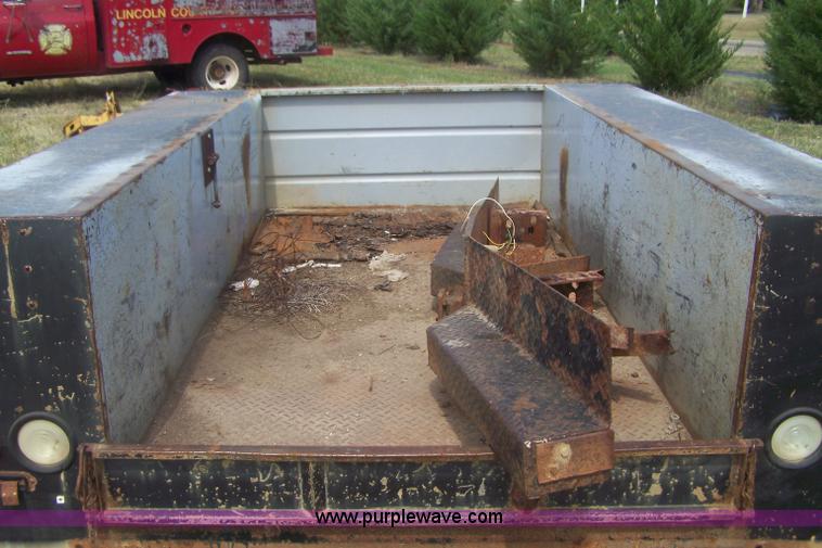 image for item E9274 Utility bed