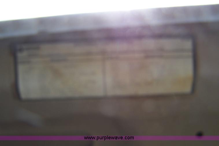 image for item E9275 1992 Dodge D250 pickup truck