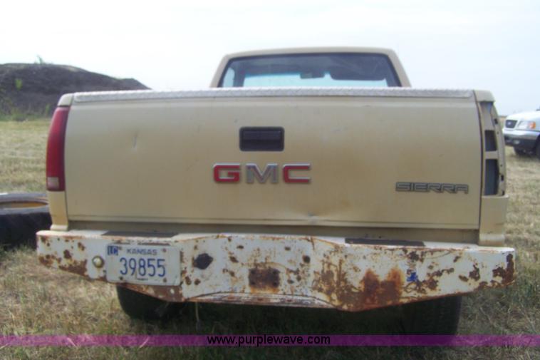 image for item E9276 1990 Chevrolet Cheyenne C2500 pickup truck