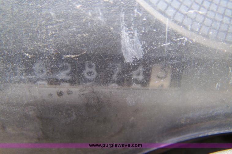 image for item E9276 1990 Chevrolet Cheyenne C2500 pickup truck