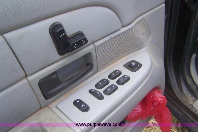 image for item E9281 2004 Ford Crown Victoria Police Interceptor