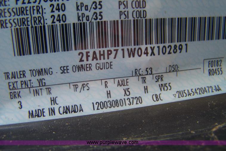 image for item E9281 2004 Ford Crown Victoria Police Interceptor