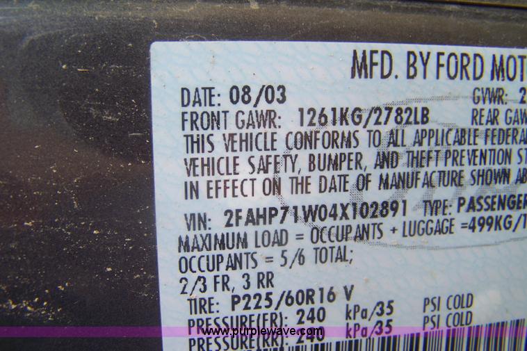 image for item E9281 2004 Ford Crown Victoria Police Interceptor