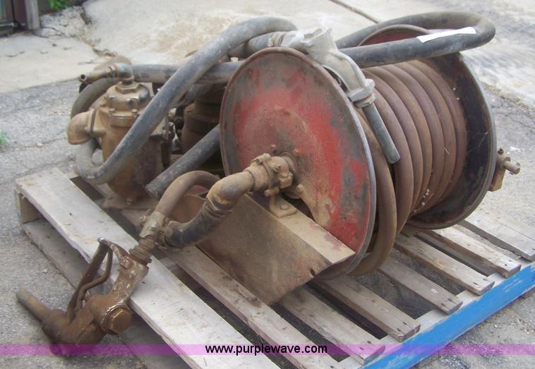 image for item E9284 Gas hose reel
