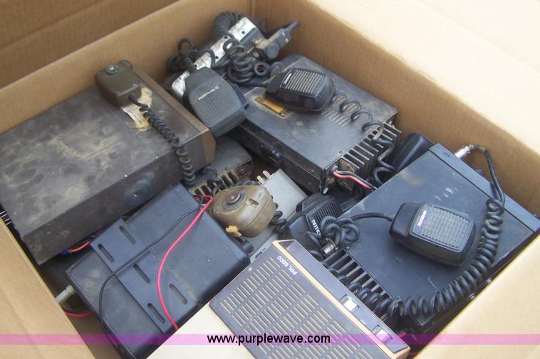 image for item E9285 Assorted Lo-band 2-way radios and radio antennas
