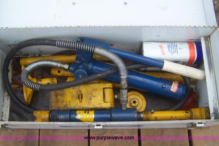 image for item E9286 Walker Porta Power body jack