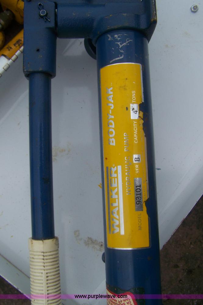 image for item E9286 Walker Porta Power body jack