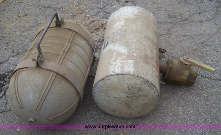 image for item E9294 Assorted tools