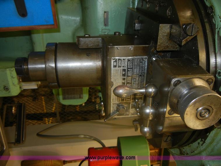 image for item F9278 1950's Milwaukee model D die mill