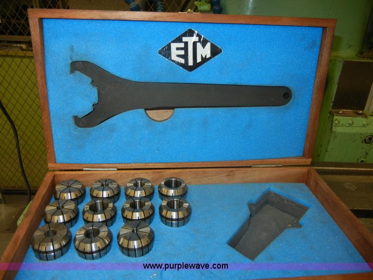 image for item F9278 1950's Milwaukee model D die mill