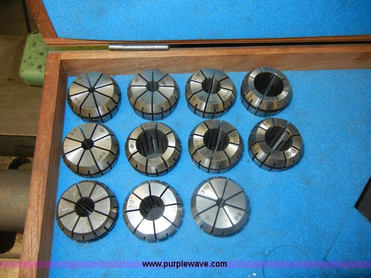 image for item F9278 1950's Milwaukee model D die mill