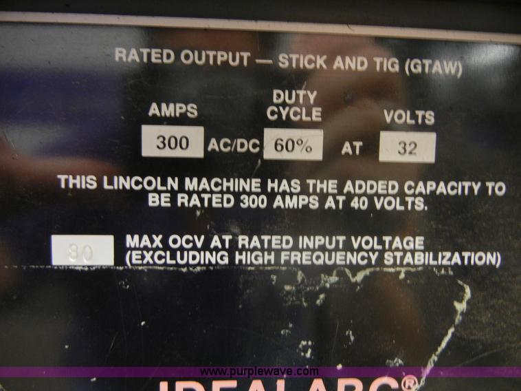 image for item F9303 1989 Lincoln Idealarc TIG welder