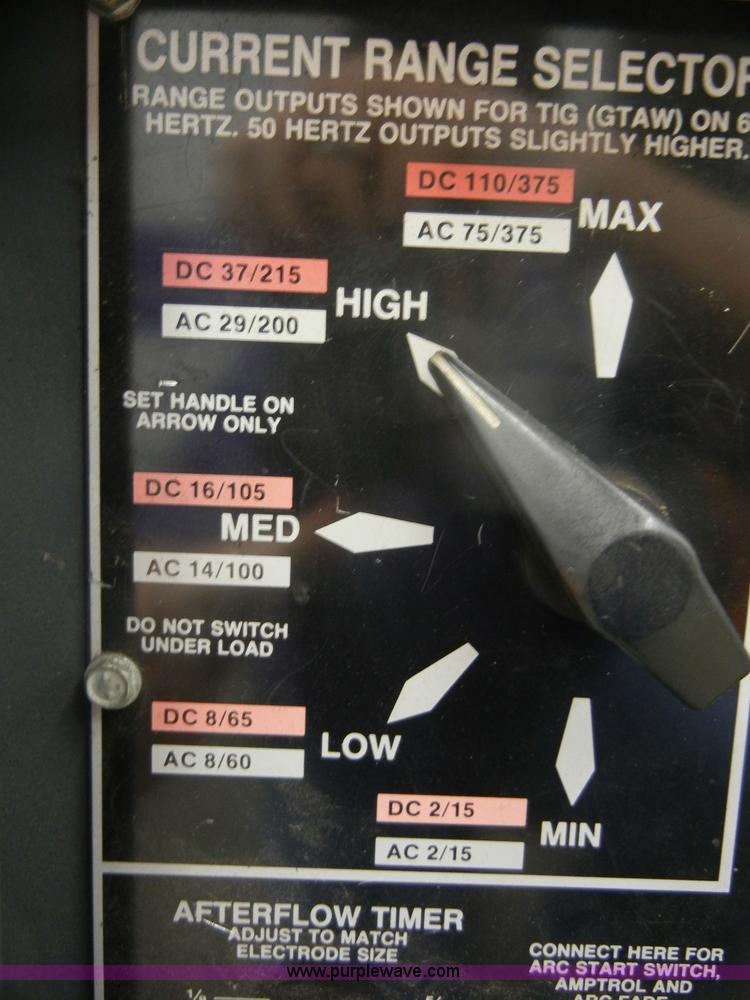 image for item F9303 1989 Lincoln Idealarc TIG welder