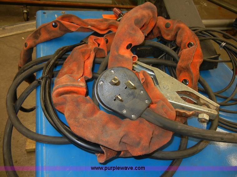 image for item F9304 1986 Miller 330STS Aircrafter welder
