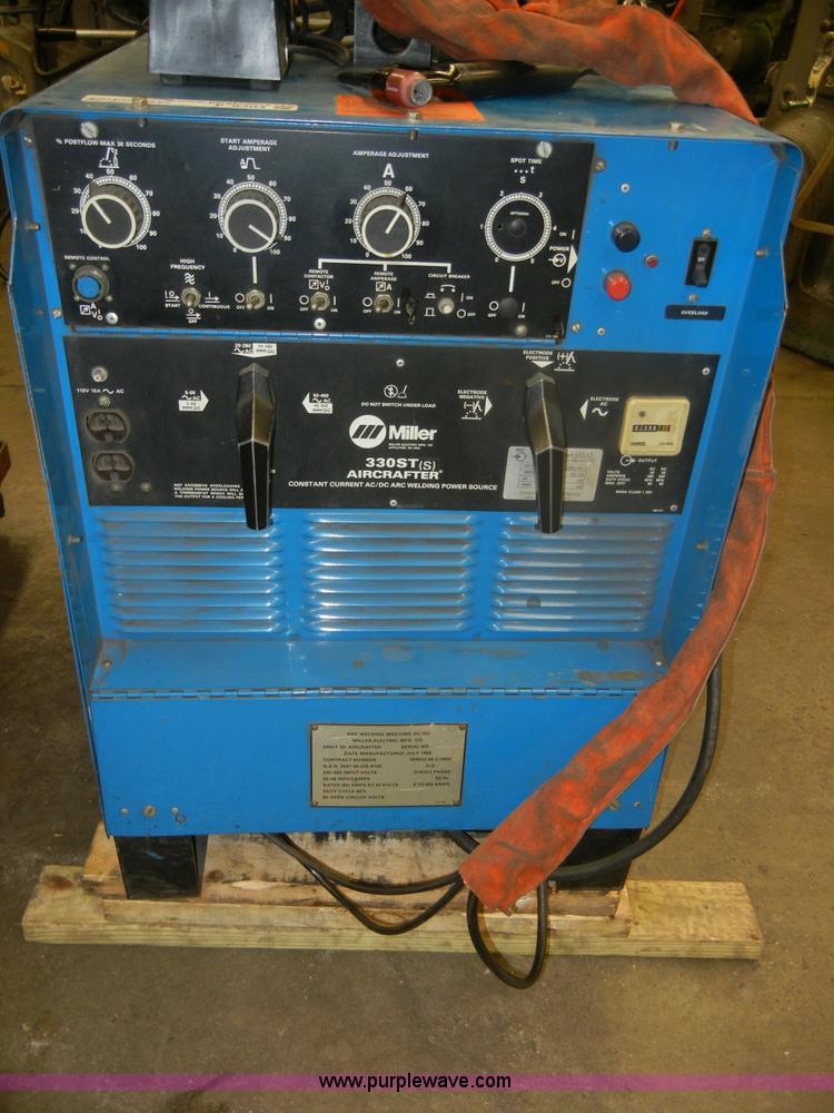 image for item F9304 1986 Miller 330STS Aircrafter welder