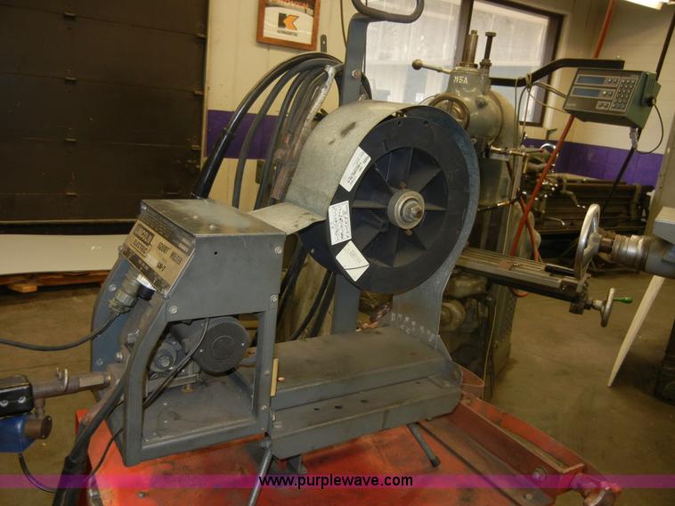 image for item F9305 Lincoln Idealarc R3S-250 MIG welder