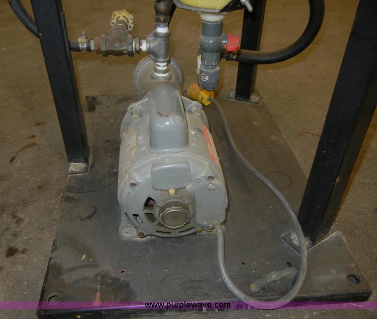 image for item F9317 15 gallon liquid mixing tank