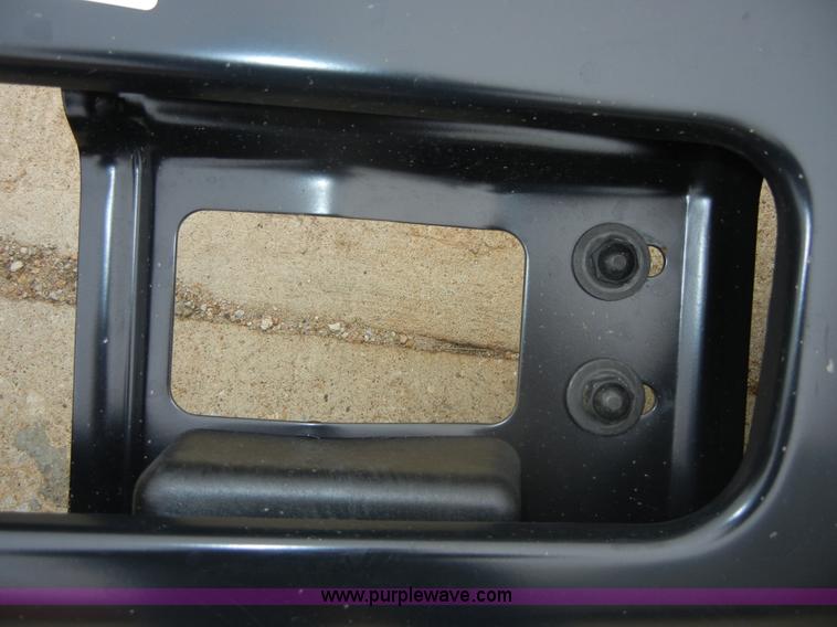 image for item F9320 2011 Ford F250 front bumper