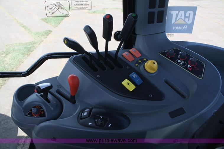 image for item A2317 2008 Challenger MT465B MFWD tractor