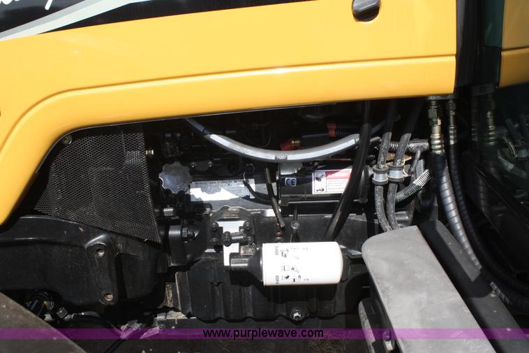 image for item A2317 2008 Challenger MT465B MFWD tractor