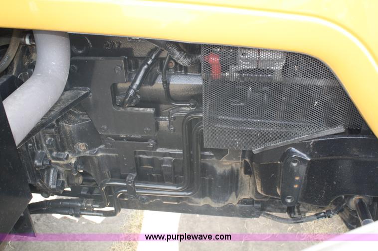 image for item A2317 2008 Challenger MT465B MFWD tractor