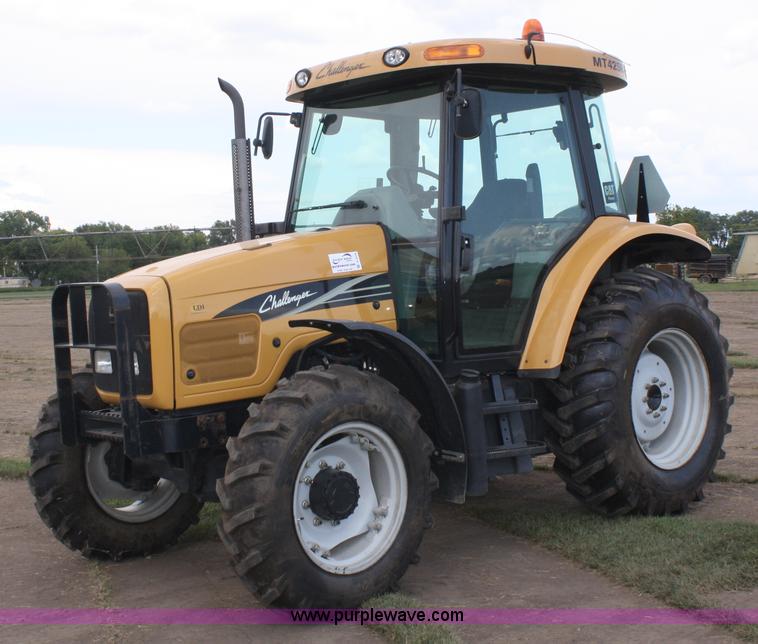 image for item A2319 2008 Challenger MT425B tractor