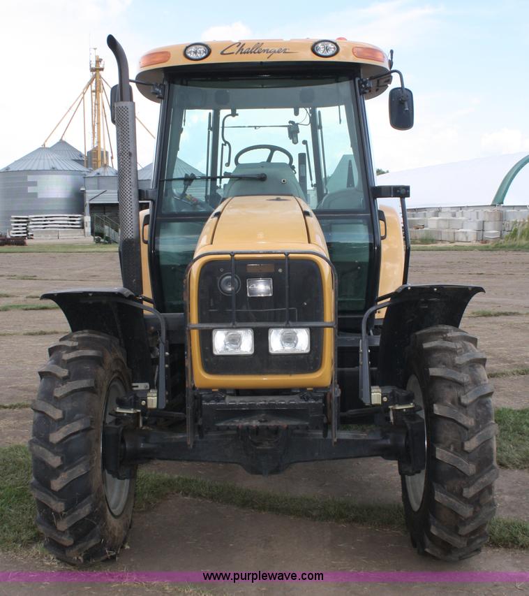 image for item A2319 2008 Challenger MT425B tractor