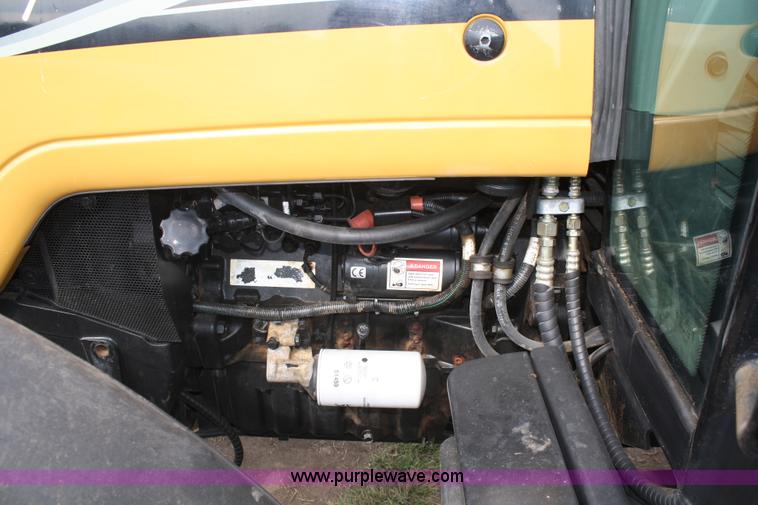 image for item A2319 2008 Challenger MT425B tractor