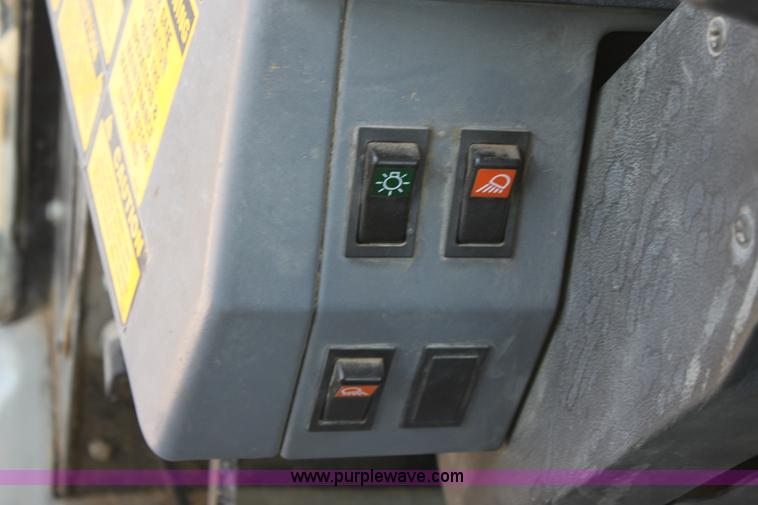 image for item A2836 1994 Tiger Special 6640 tractor