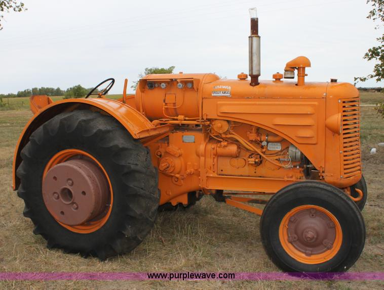 image for item A2841 Minneapolis Moline tractor