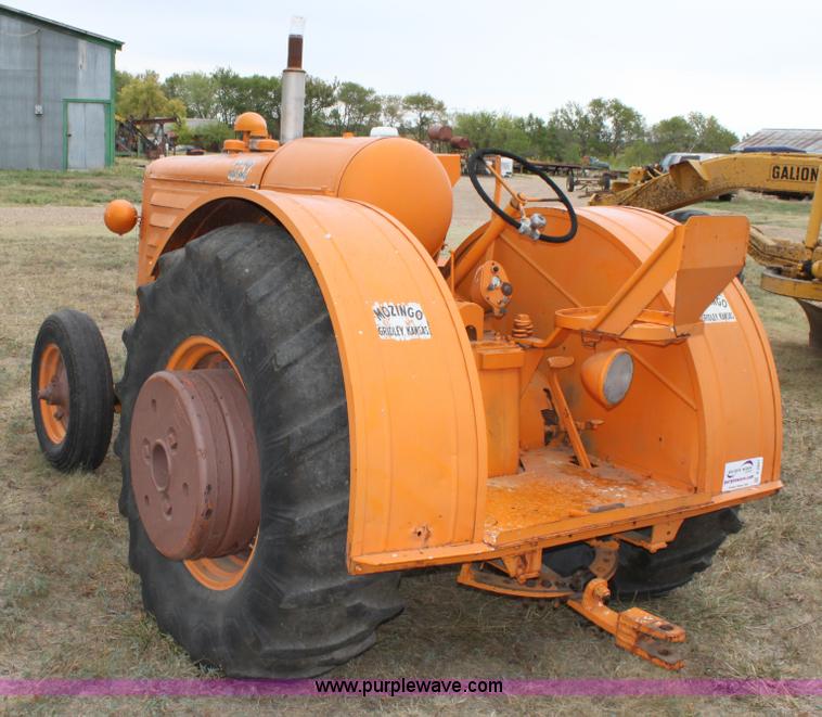 image for item A2841 Minneapolis Moline tractor