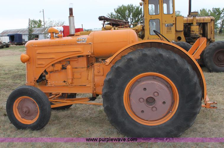 image for item A2841 Minneapolis Moline tractor