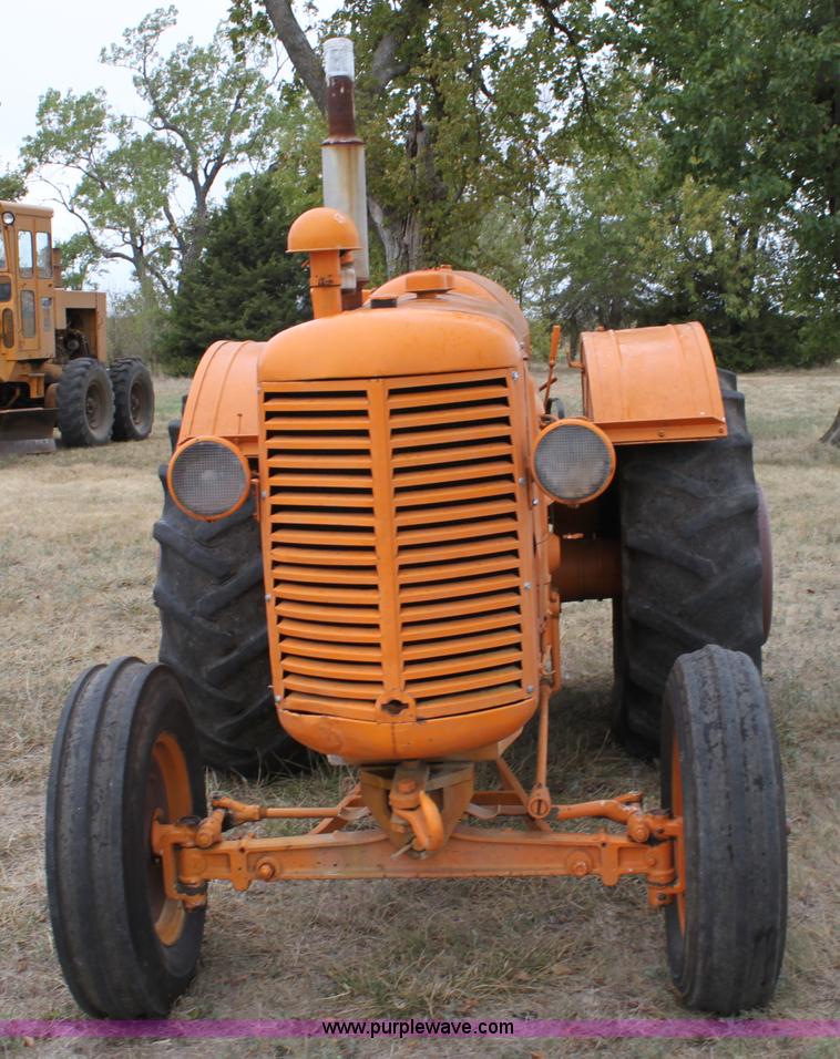 image for item A2841 Minneapolis Moline tractor