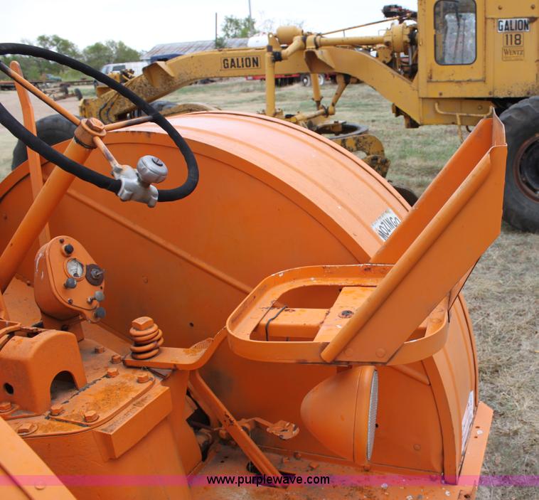 image for item A2841 Minneapolis Moline tractor