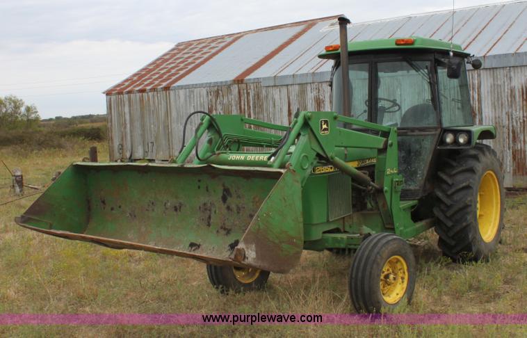 image for item A2843 1984 John Deere 2550 tractor