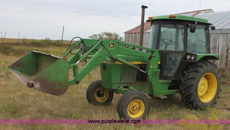 image for item A2843 1984 John Deere 2550 tractor