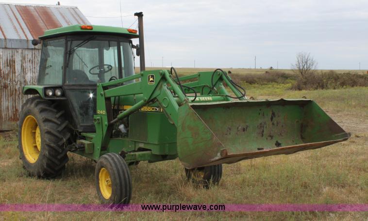 image for item A2843 1984 John Deere 2550 tractor