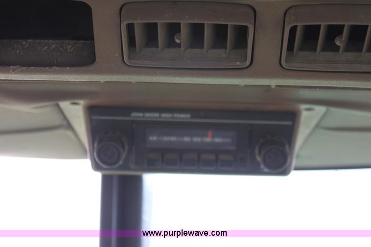 image for item A2843 1984 John Deere 2550 tractor