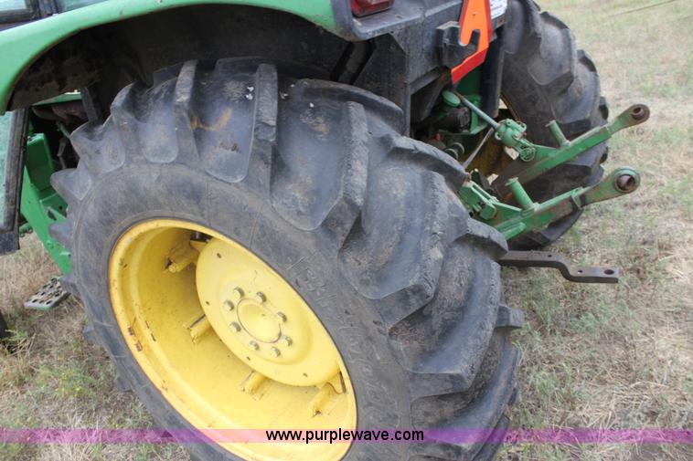 image for item A2843 1984 John Deere 2550 tractor