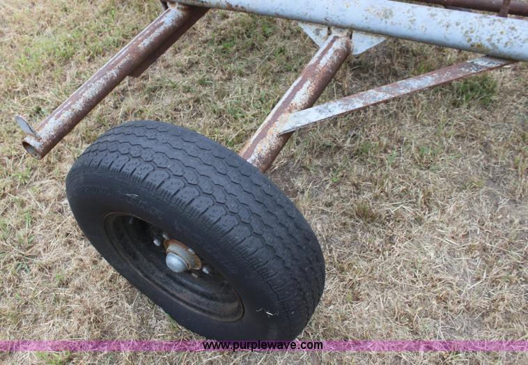 image for item A2858 Stroberg 10' portable panel trailer