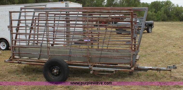 image for item A2859 Stroberg portable cattle chute