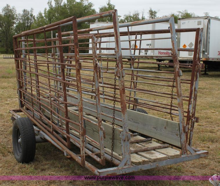 image for item A2859 Stroberg portable cattle chute
