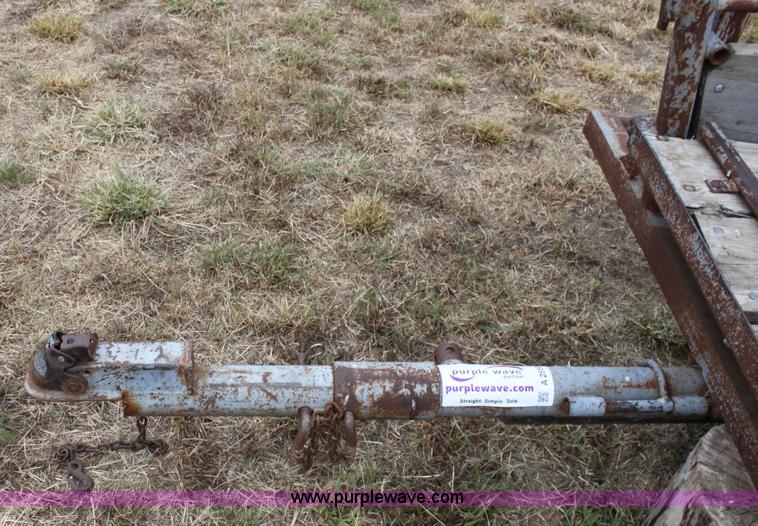 image for item A2859 Stroberg portable cattle chute