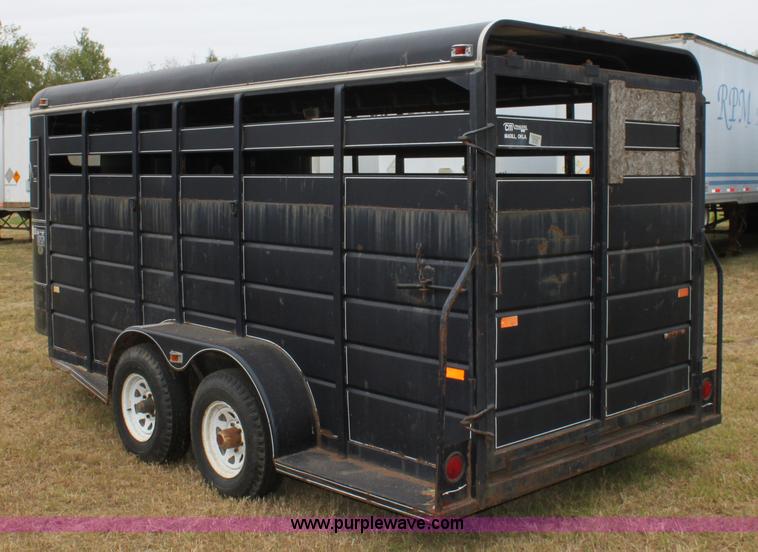 image for item A2860 1992 CM tandem axle stock trailer