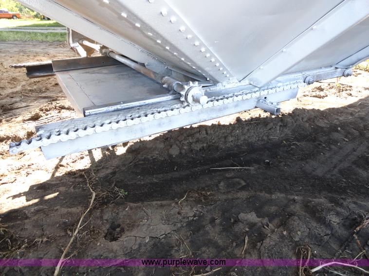 image for item A3106 1974 24' grain trailer