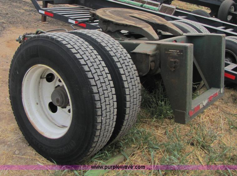 image for item C9539 Single axle semi trailer dolly