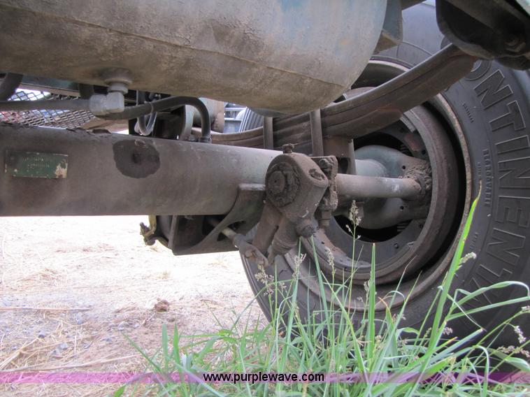 image for item C9539 Single axle semi trailer dolly